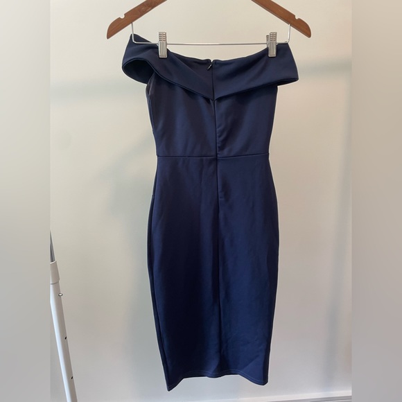 Missguided Black Off-Shoulder Midi Dress - Picture 3 of 4